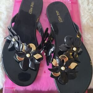 Nine West Black Floral Jelly Flip Flops, Size 9